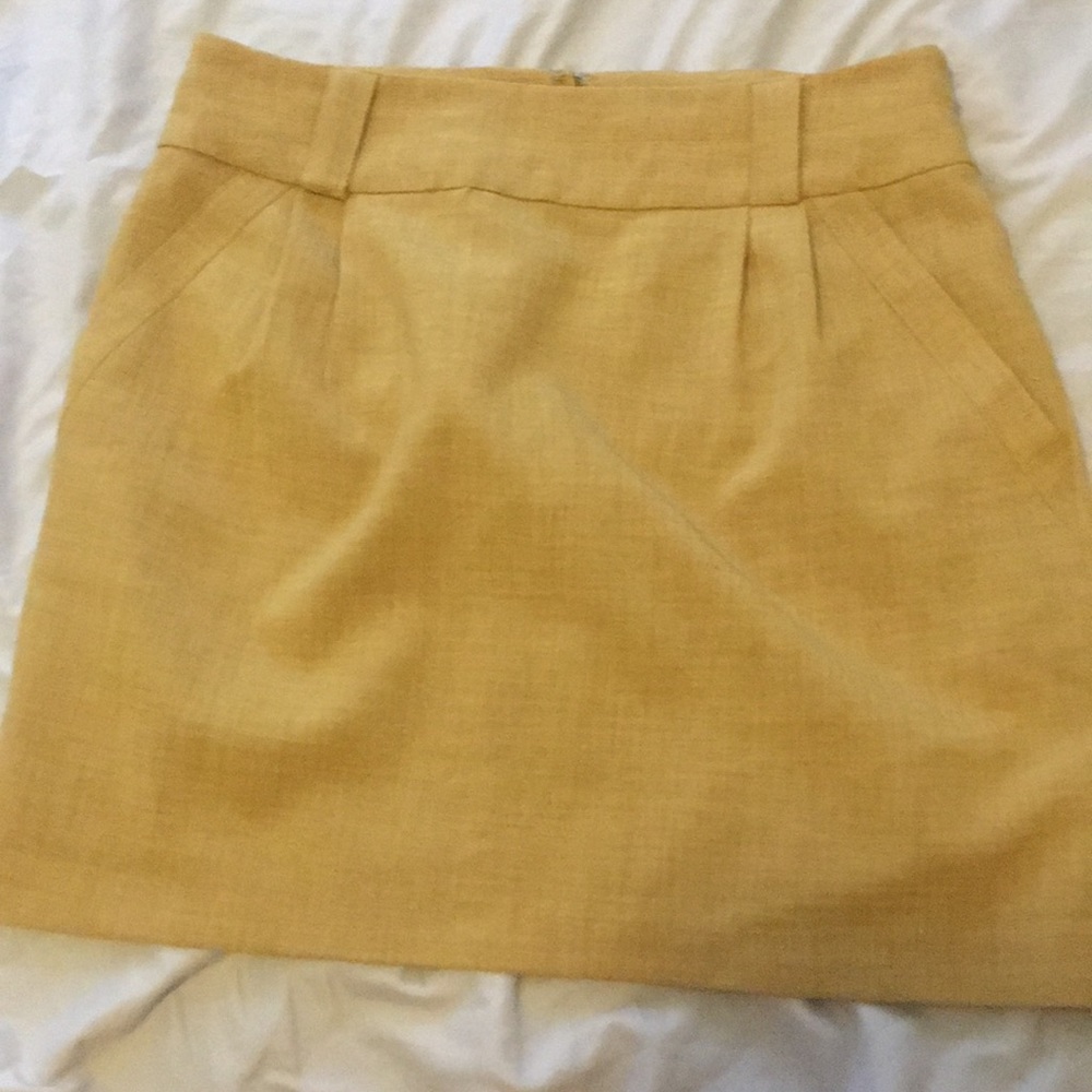 🌞Yellow skirt with pockets🌞